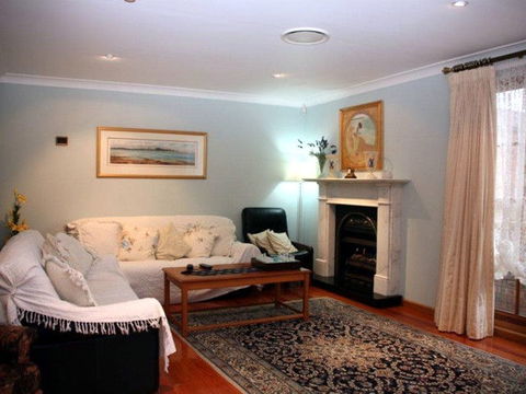 Lavender House B&B - Darwin Tourism 2