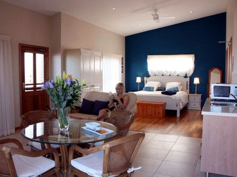 Lavender House B&B - Darwin Tourism 3