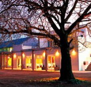 Lindenwarrah Hotel  Restaurant - Darwin Tourism