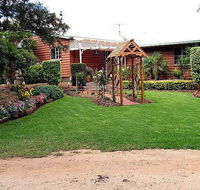 Mulanah Gardens BB Cottages/Wedding Venue - Darwin Tourism