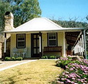 Price Morris Cottage - Darwin Tourism