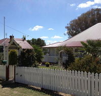 Tenterfield Luxury Historic c1895 Cottage - Darwin Tourism