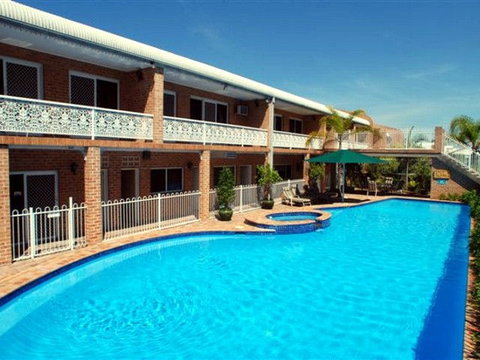 Hermitage Campbelltown - Darwin Tourism 5