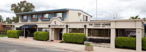 The Town House Motor Inn - Sundowner Goondiwindi - Darwin Tourism 1