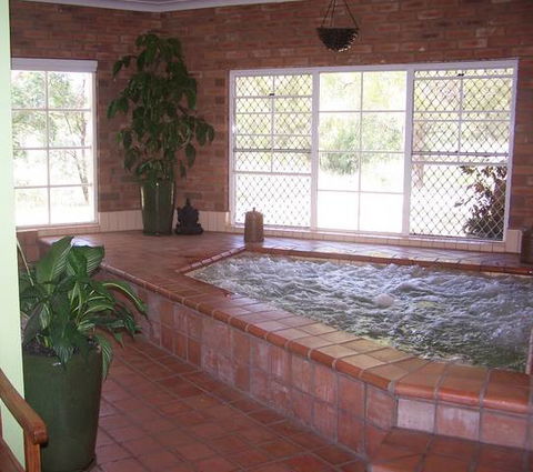 Thurgoona Country Club Resort - Darwin Tourism 0