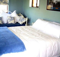Walls Court Bed  Breakfast - Darwin Tourism