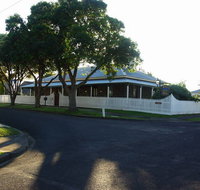 Whalers Cottage B  B - Darwin Tourism