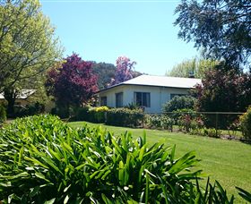 Acacia Park Farm House - Darwin Tourism 8
