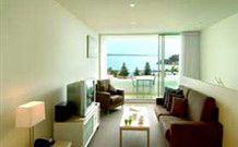 Oaks Lure - Nelson Bay - Darwin Tourism 0