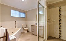 Sundowner Hume Country Motor Inn - Albury - Darwin Tourism 0