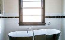 The Commercial Boutique Hotel - Tenterfield - Darwin Tourism 5