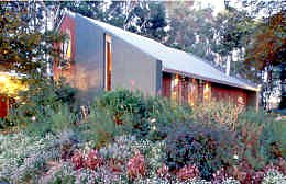 Clarendon Chalets - Darwin Tourism 0