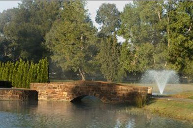 Howlong Country Golf Club Motel - Darwin Tourism 2