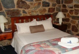 Mystic Valley Cottages - Darwin Tourism 0
