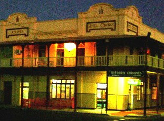 Hotel Corones - Darwin Tourism 1