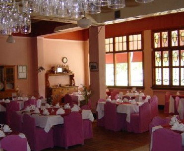 Hotel Corones - Darwin Tourism 5