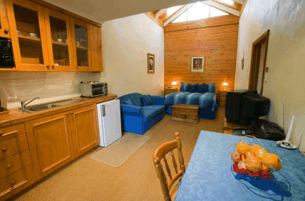Clarendon Chalets - Darwin Tourism 3