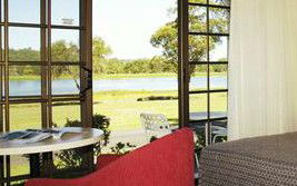 Best Western Lakeside Lodge Motel - Darwin Tourism 1