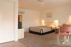 Argyle Terrace Motor Inn - Darwin Tourism 2