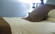 Blue Mountains Manor House - - Darwin Tourism 2