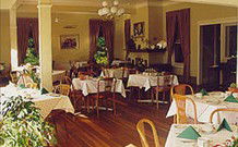 Closeburn House - - Darwin Tourism 0