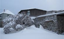 Knockshannoch Ski Lodge - - Darwin Tourism 0