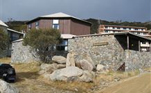 Knockshannoch Ski Lodge - - Darwin Tourism 4