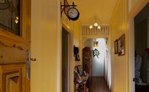 Tenterfield Cottage - Darwin Tourism 6