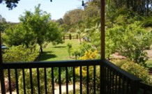 Wamberal Cottage - Darwin Tourism 2