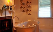Winton Luxury Bed And Breakfast - Darwin Tourism 1