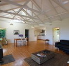 Yellow Dog Cottage - - Darwin Tourism