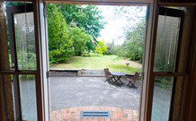 Bromyard Cottage - Darwin Tourism 7