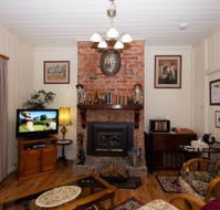 Tenterfield Historic Luxury Cottage - Darwin Tourism