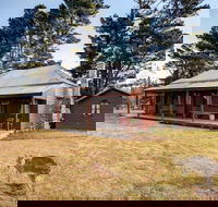 The Pines Cottage - Darwin Tourism