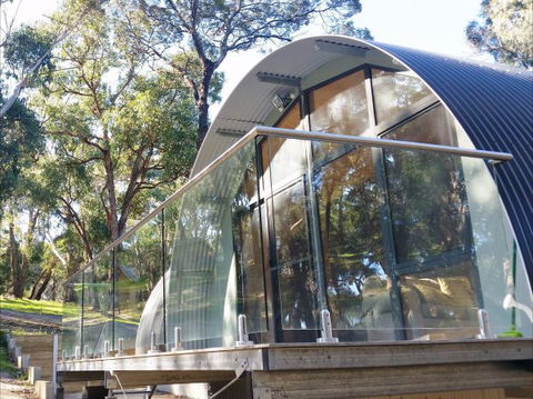 Mount Cole Cottages - Darwin Tourism 0