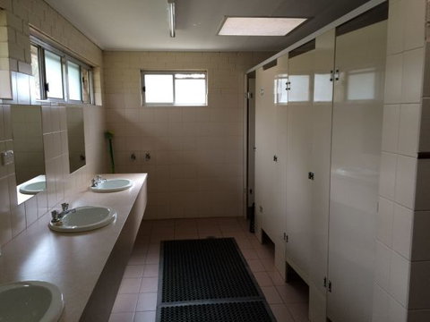 Ardern's Caravan Park, Myrtleford - Darwin Tourism 5