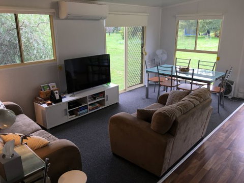 Balcraggon Accommodation - Darwin Tourism 1