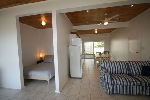 LJ Hooker Goolwa Holiday Rentals - 42 Underwood Avenue, Goolwa Beach - Darwin Tourism 7