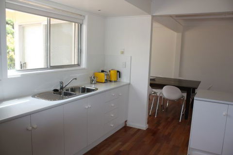LJ Hooker Goolwa Holiday Rentals - 42 Underwood Avenue, Goolwa Beach - Darwin Tourism 13