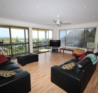 LJ Hooker Goolwa Holiday Rentals - 39 Bradford Road Goolwa Beach - Darwin Tourism