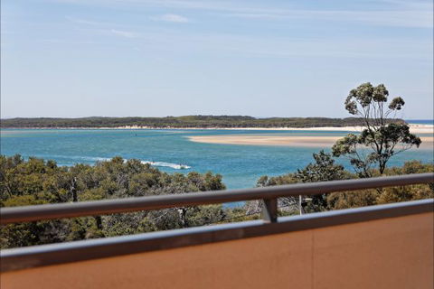 Eugenie's Luxury Accommodation - Darwin Tourism 2