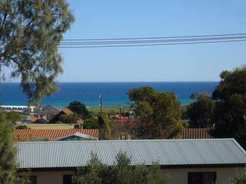 Century 21 SouthCoast: LaScala Skies - Darwin Tourism 3