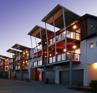 Quarterdecks Harbour Retreat - Darwin Tourism