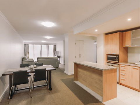 Newcastle Central Plaza Apartment Hotel - Darwin Tourism 1