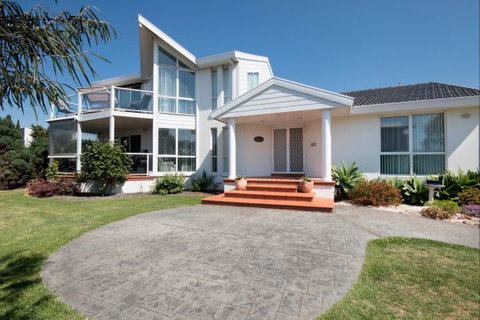 Ocean Manor Bed And Breakfast - Darwin Tourism 0