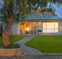 17 QED Lakehouse - Darwin Tourism