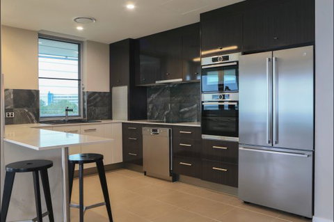 Aqua Aqua Luxury Penthouses - Darwin Tourism 6