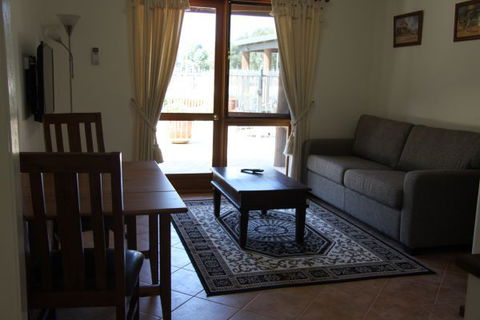 Coranda Lodge B And B - Darwin Tourism 5