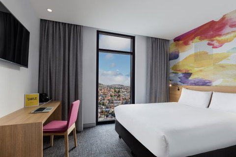 Ibis Styles Hobart - Darwin Tourism 1
