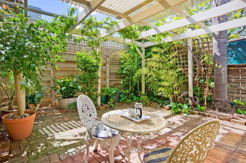 The Lion Cottage - Darwin Tourism 4